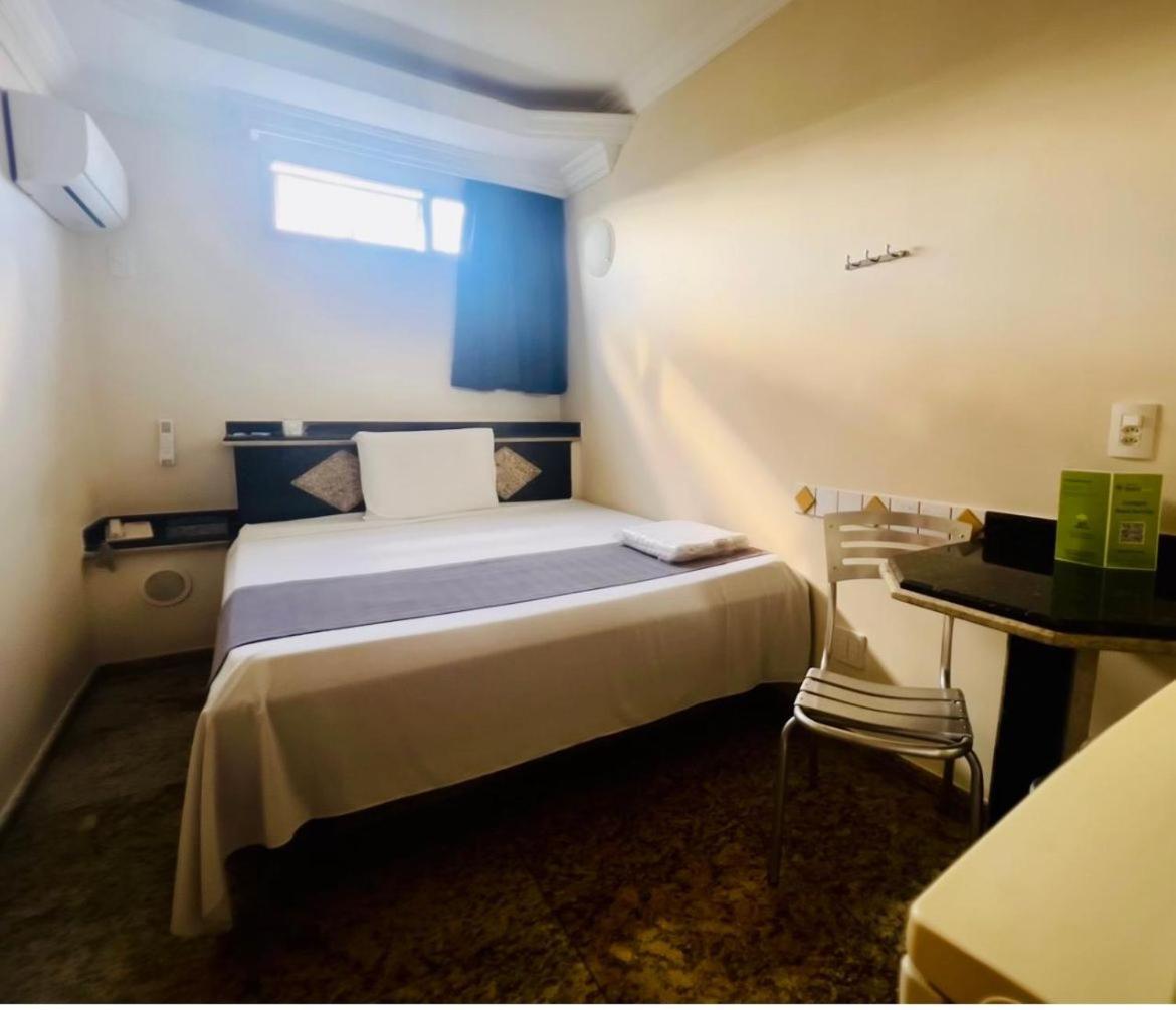 Hotel Buriti Stop (Adults Only) Goiânia Buitenkant foto